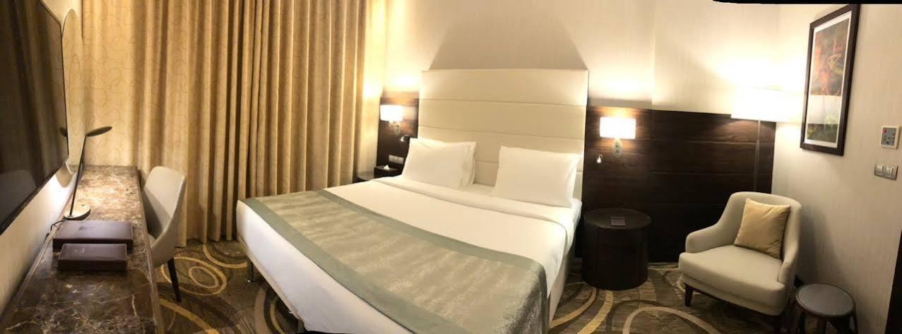 Millennium Makkah Al Naseem Mecca Exterior photo A room at the hotel