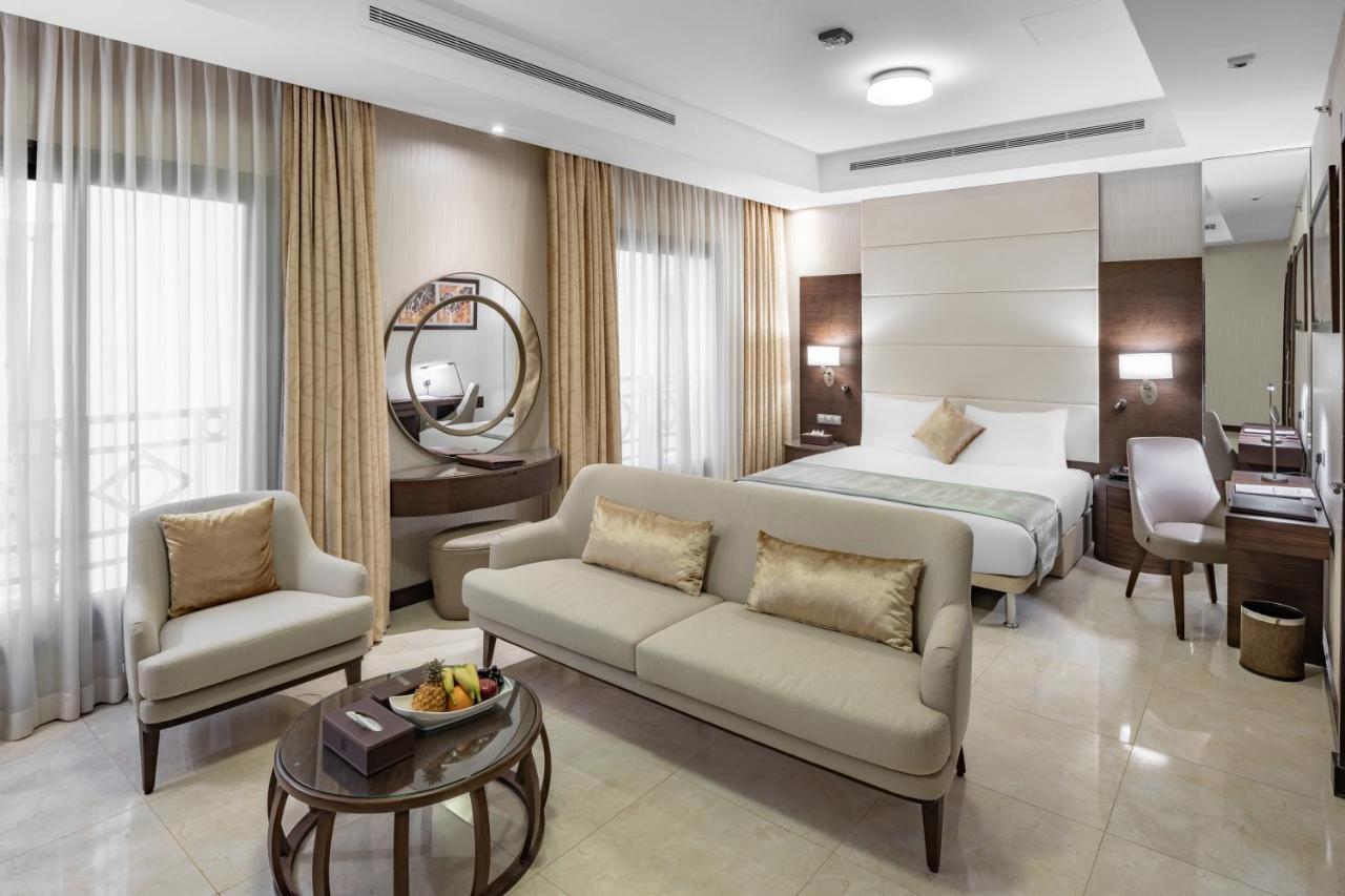 Millennium Makkah Al Naseem Mecca Exterior photo A room at the hotel