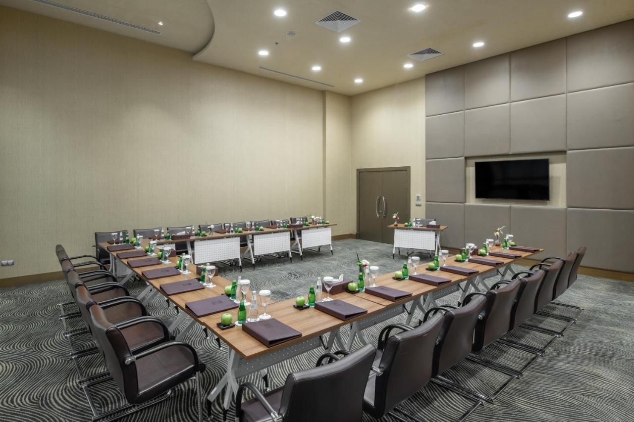 Millennium Makkah Al Naseem Mecca Exterior photo Meeting room